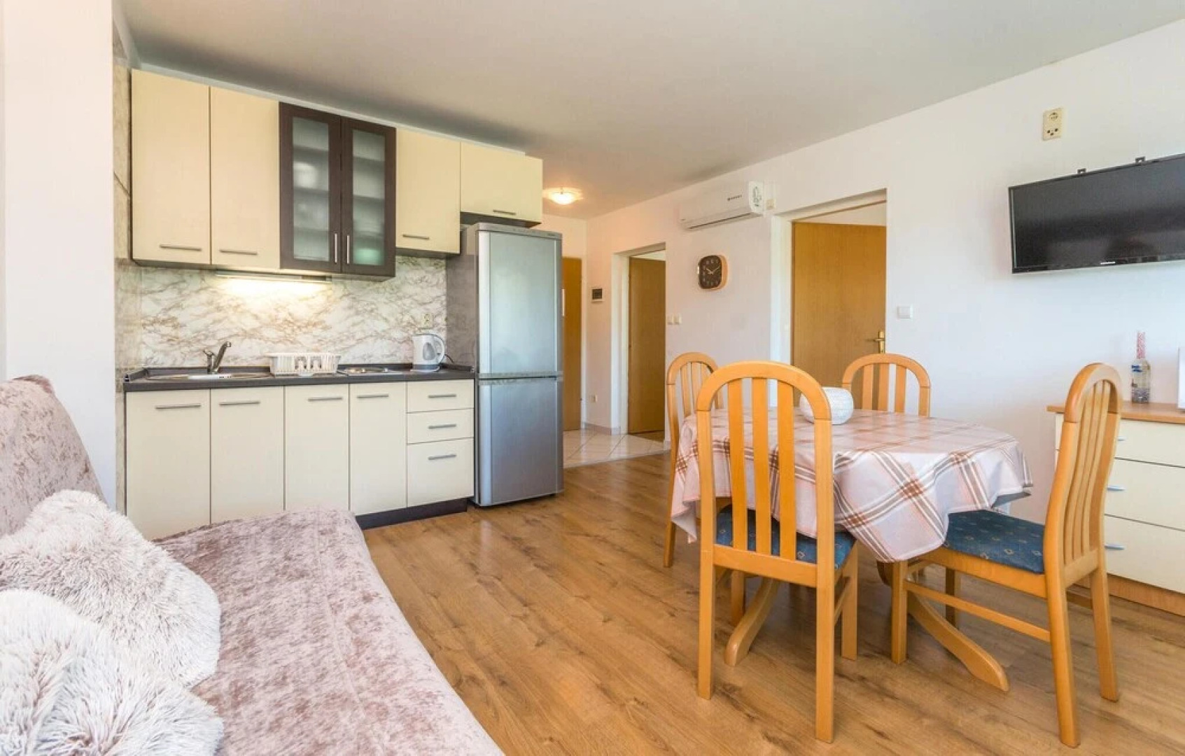 Amazing Apartment in Banj With Wifi and 2 Bedrooms