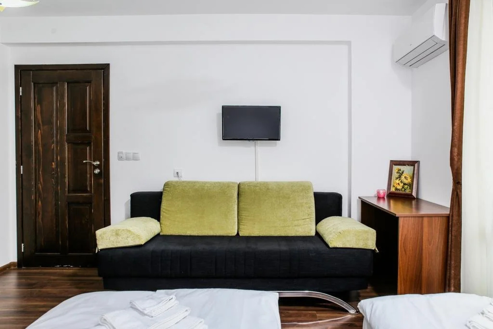 Guest House Byalata Kashta