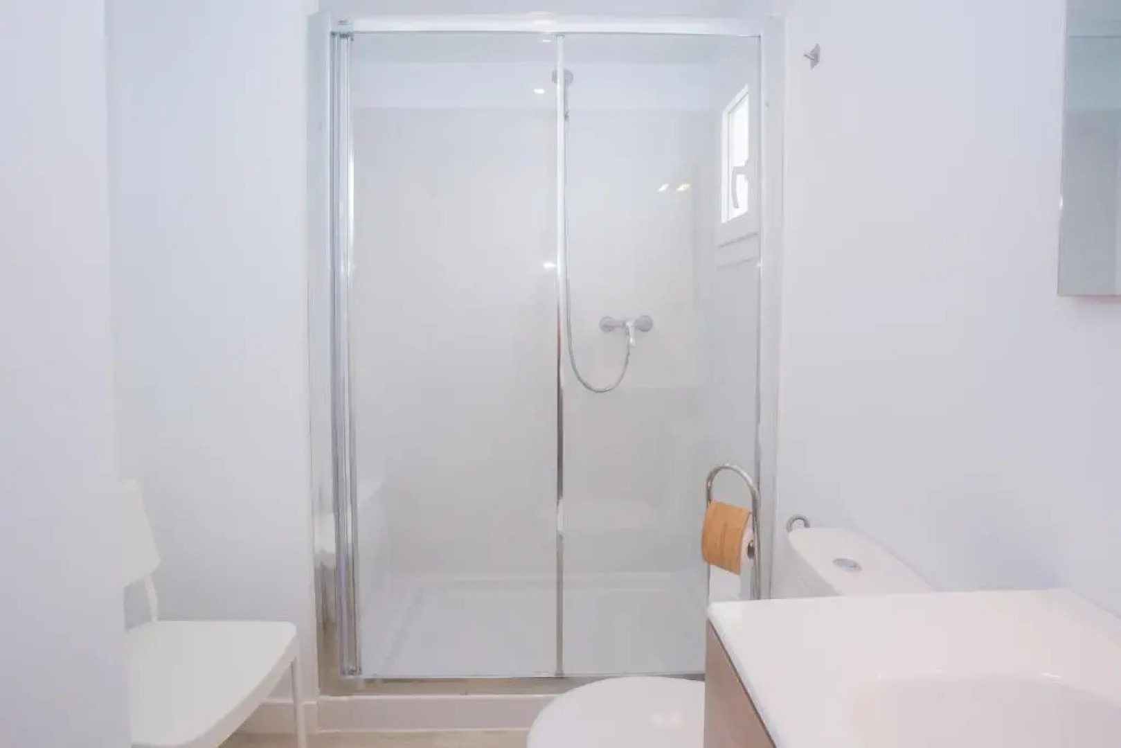 Flower Beach Suite 7