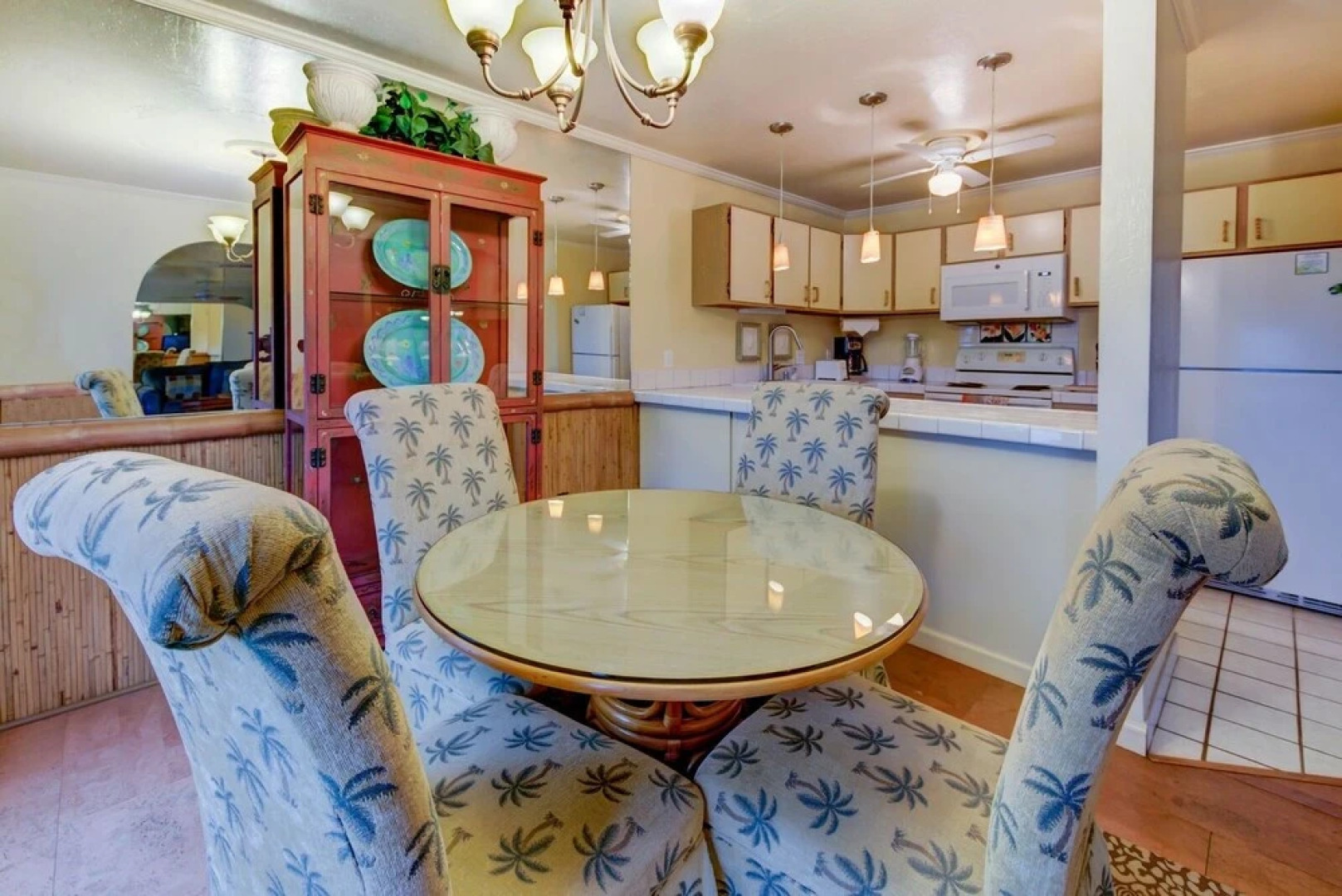 Kahala 123 1 Bedroom 1 Bathroom Condo