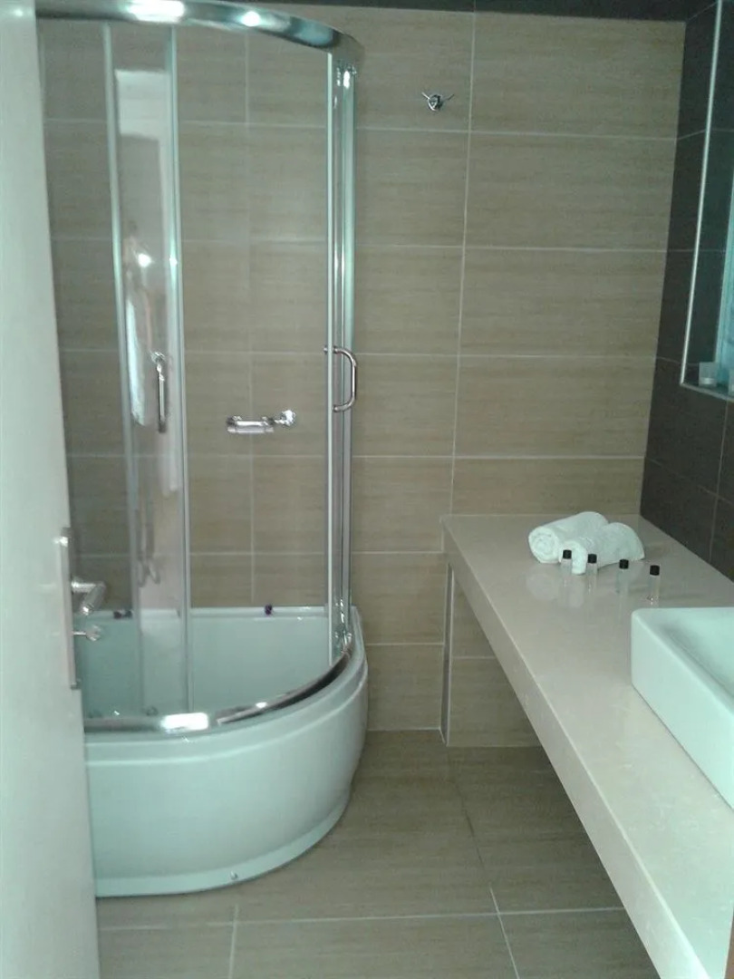 Karavos Hotel Apartments