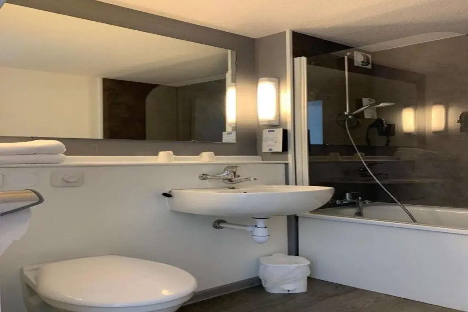 Kyriad Chateauroux - Saint Maur