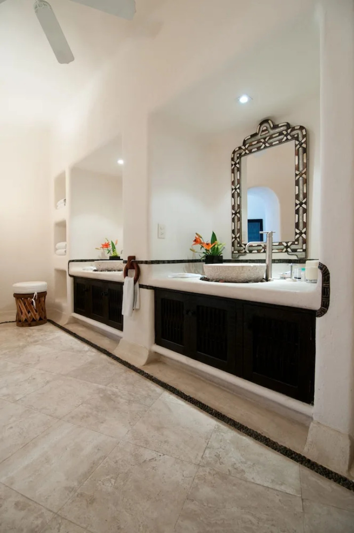 Tentaciones Hotel & Lounge Pool - Adults Only