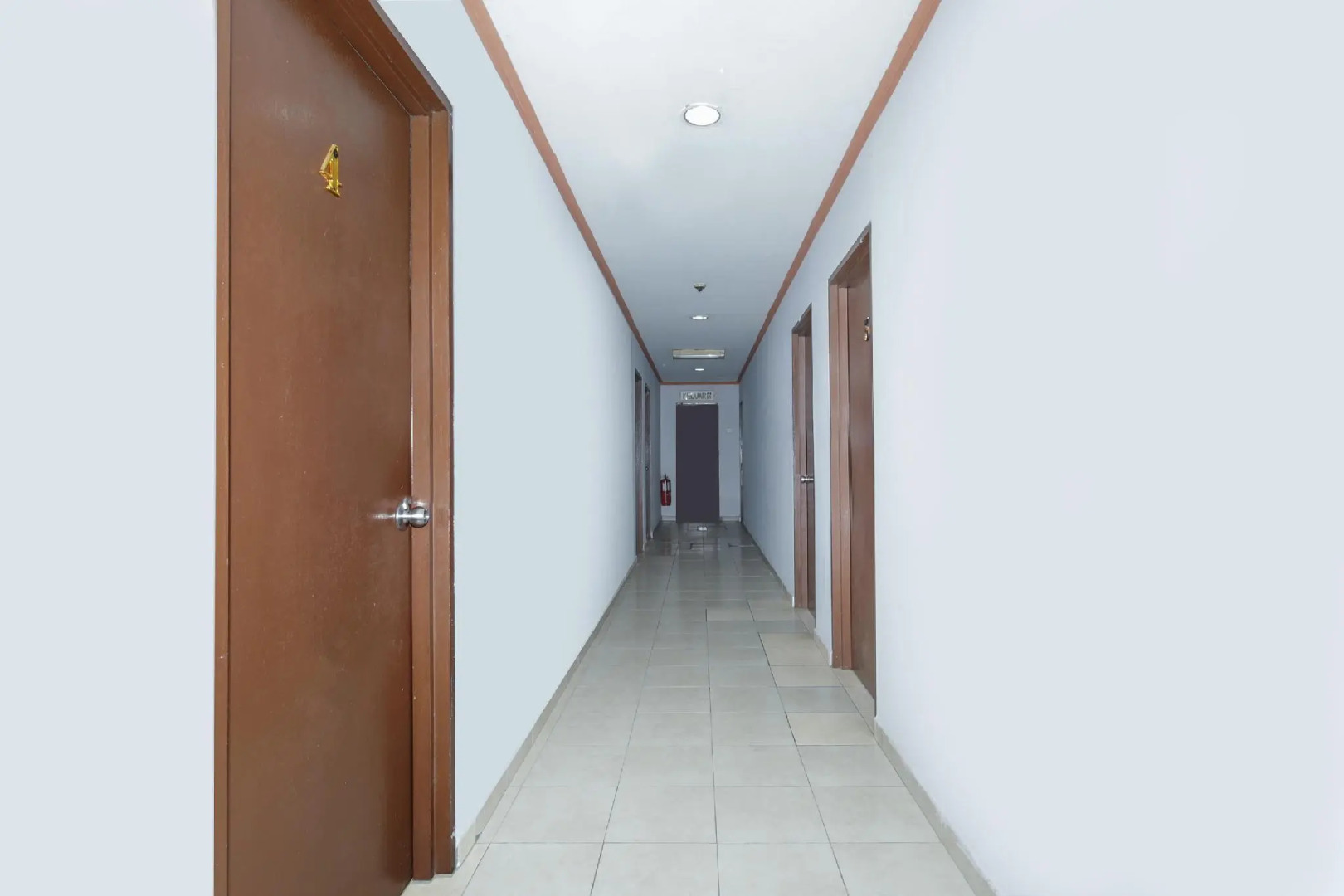 OYO 90294 Foong Inn Dengkil