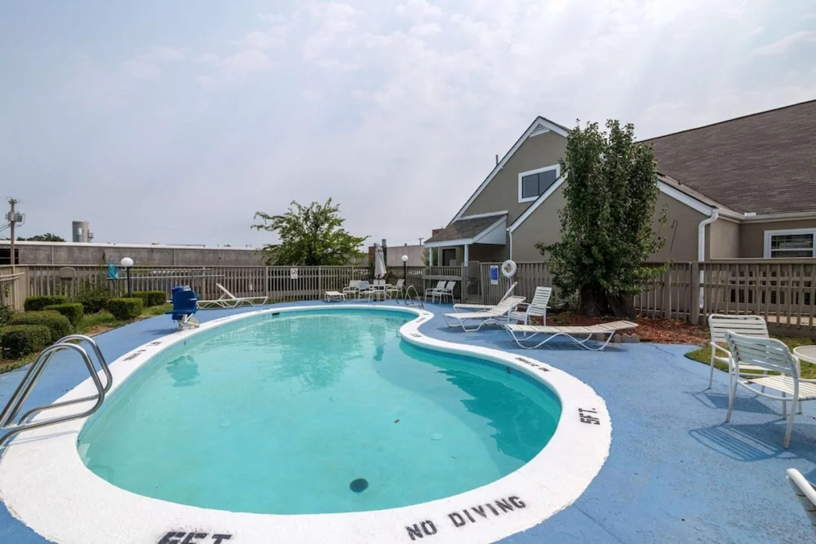 Studio 6 Tulsa Fairgrounds