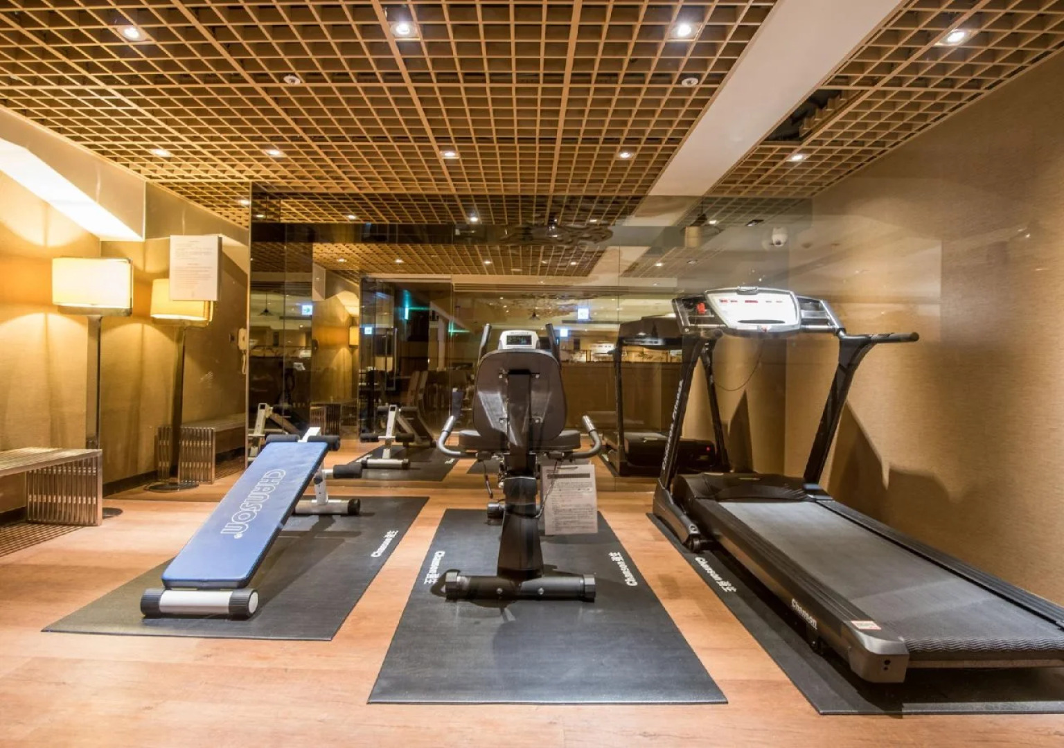 Green World Taipei Station