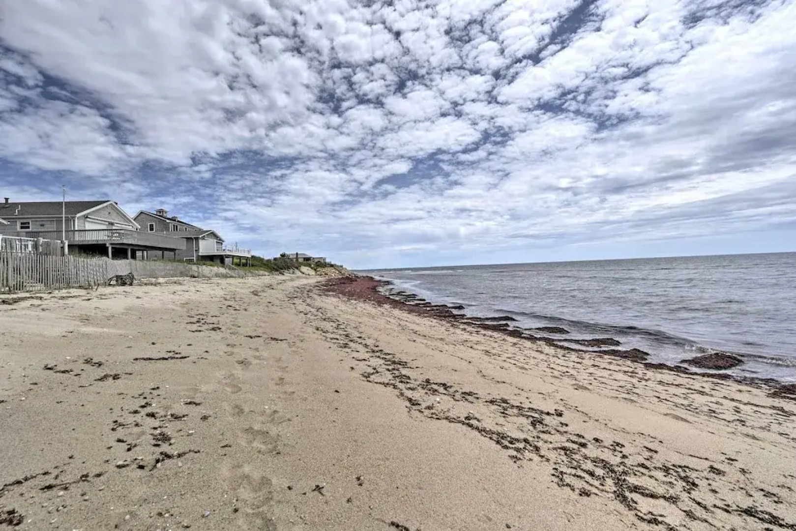 Peaceful Cottage - Steps to Matunuck Beach