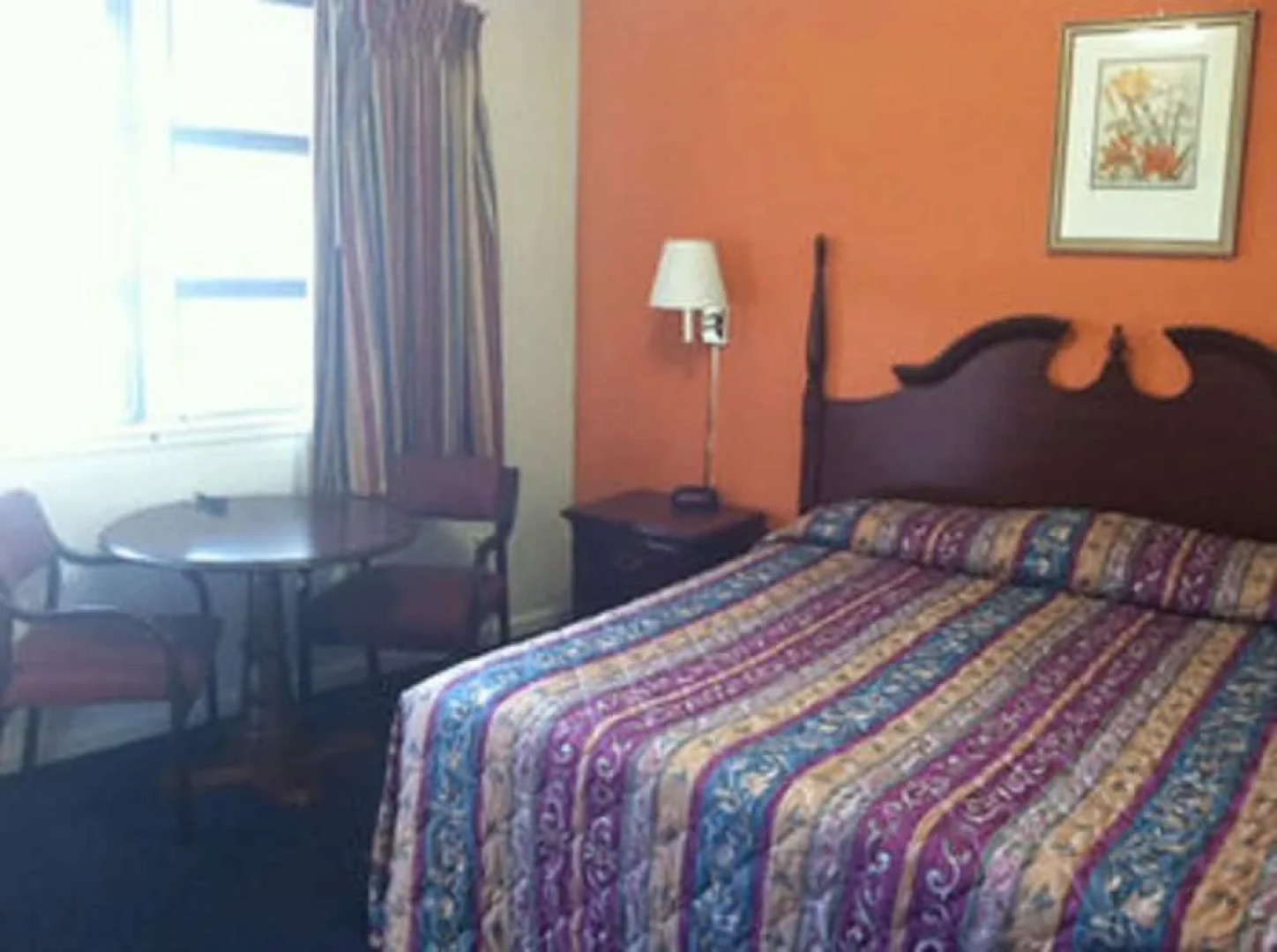 Nassau Holiday Motel