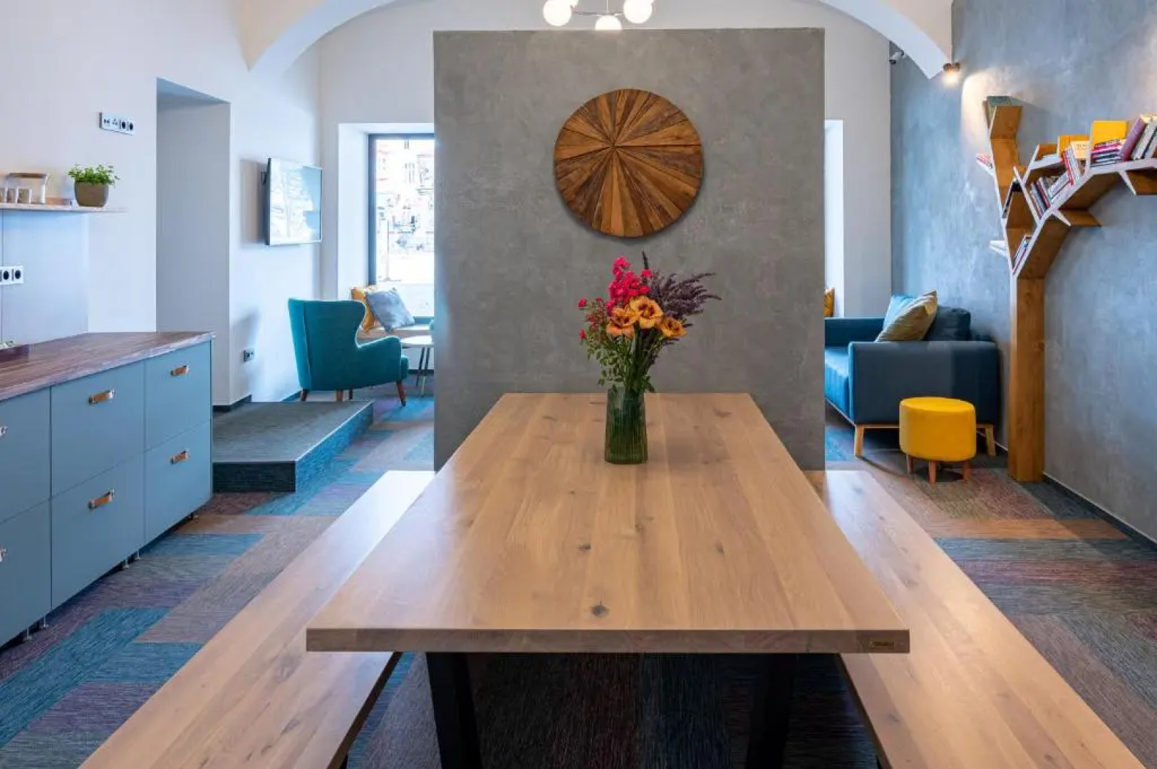 ART Hostel & Apartments