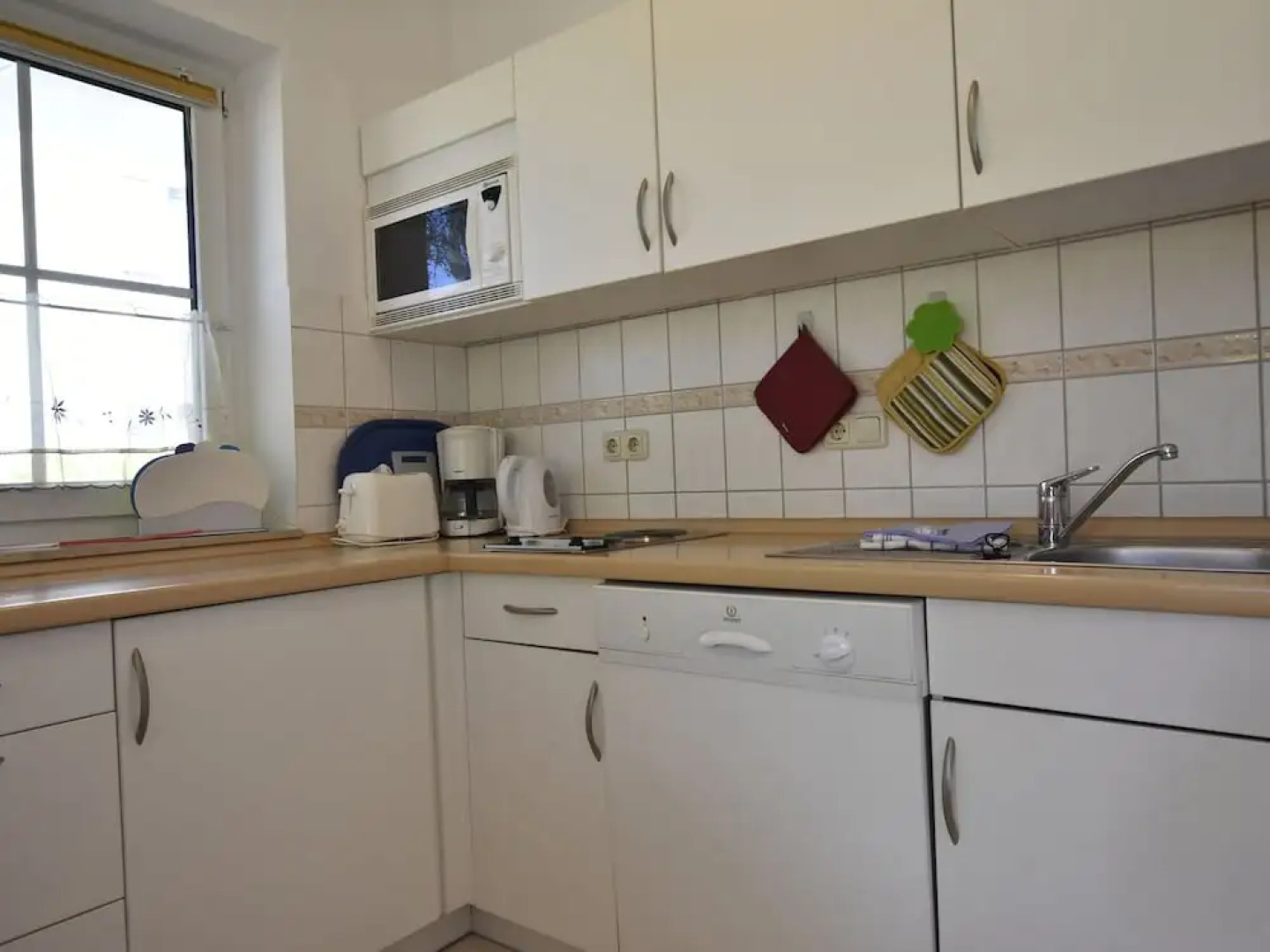 Spacious Apartment with Terrace in Dierhagen