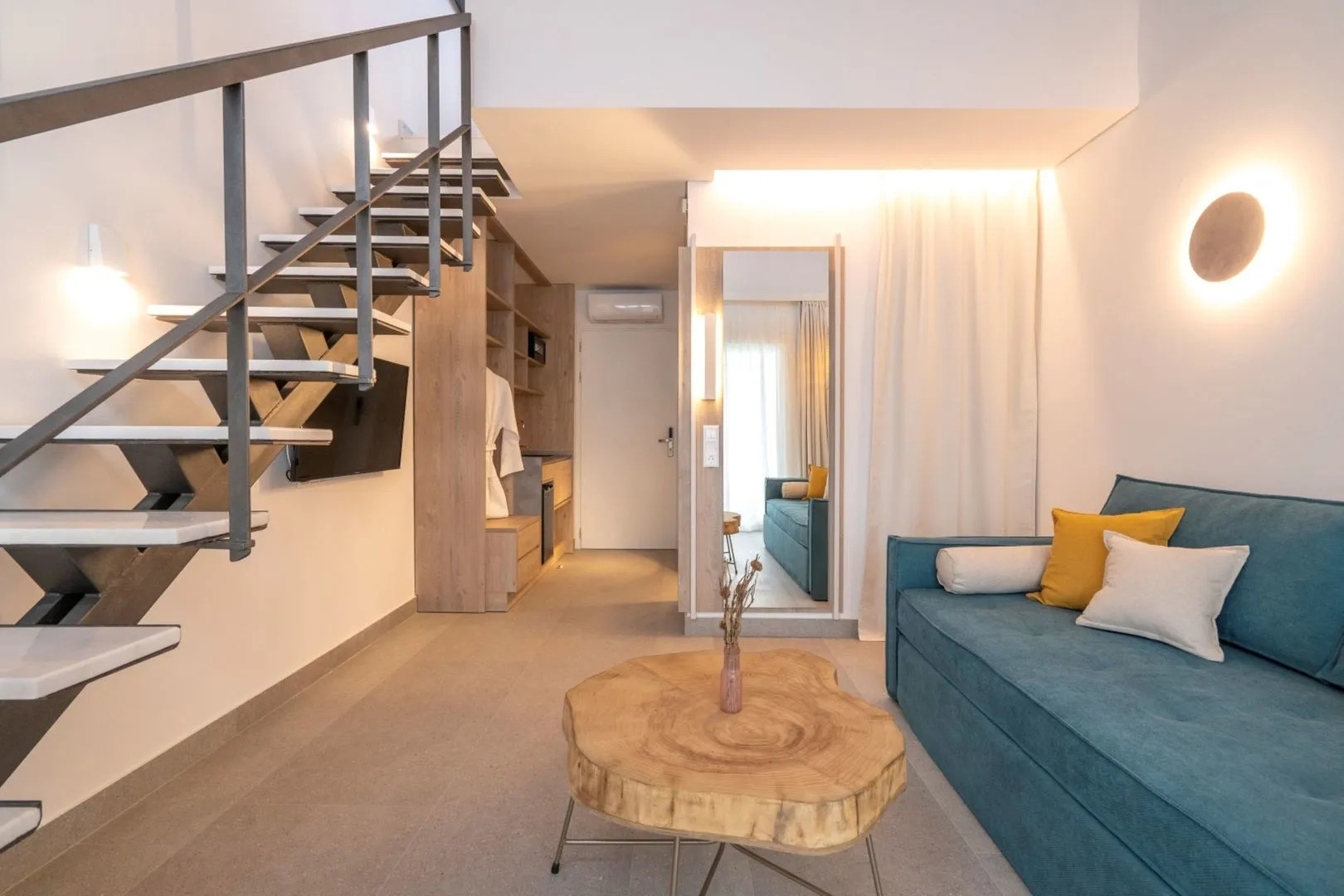 Mirablue Luxury Residences