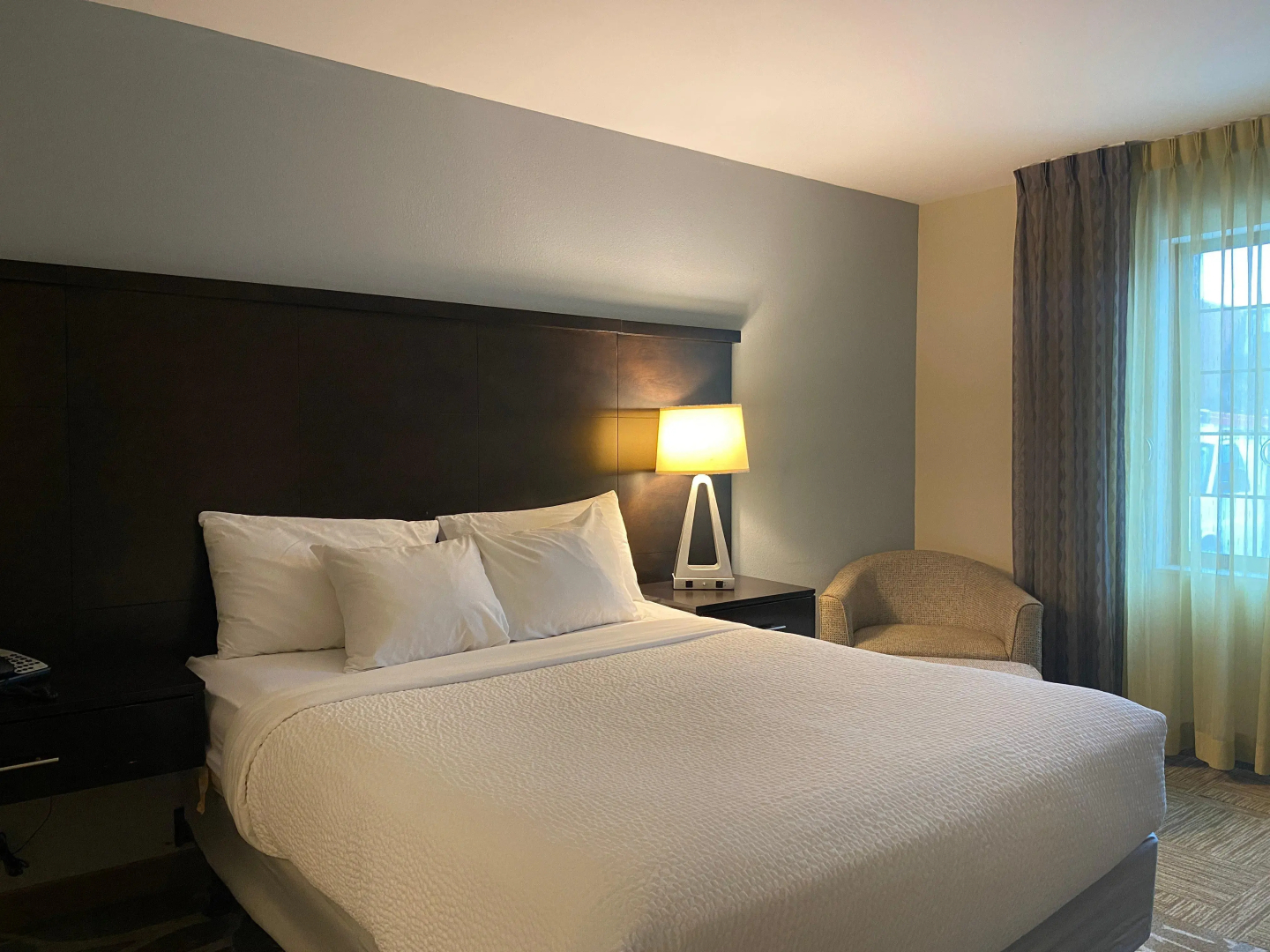 Staybridge Suites Liverpool Syra by IHG