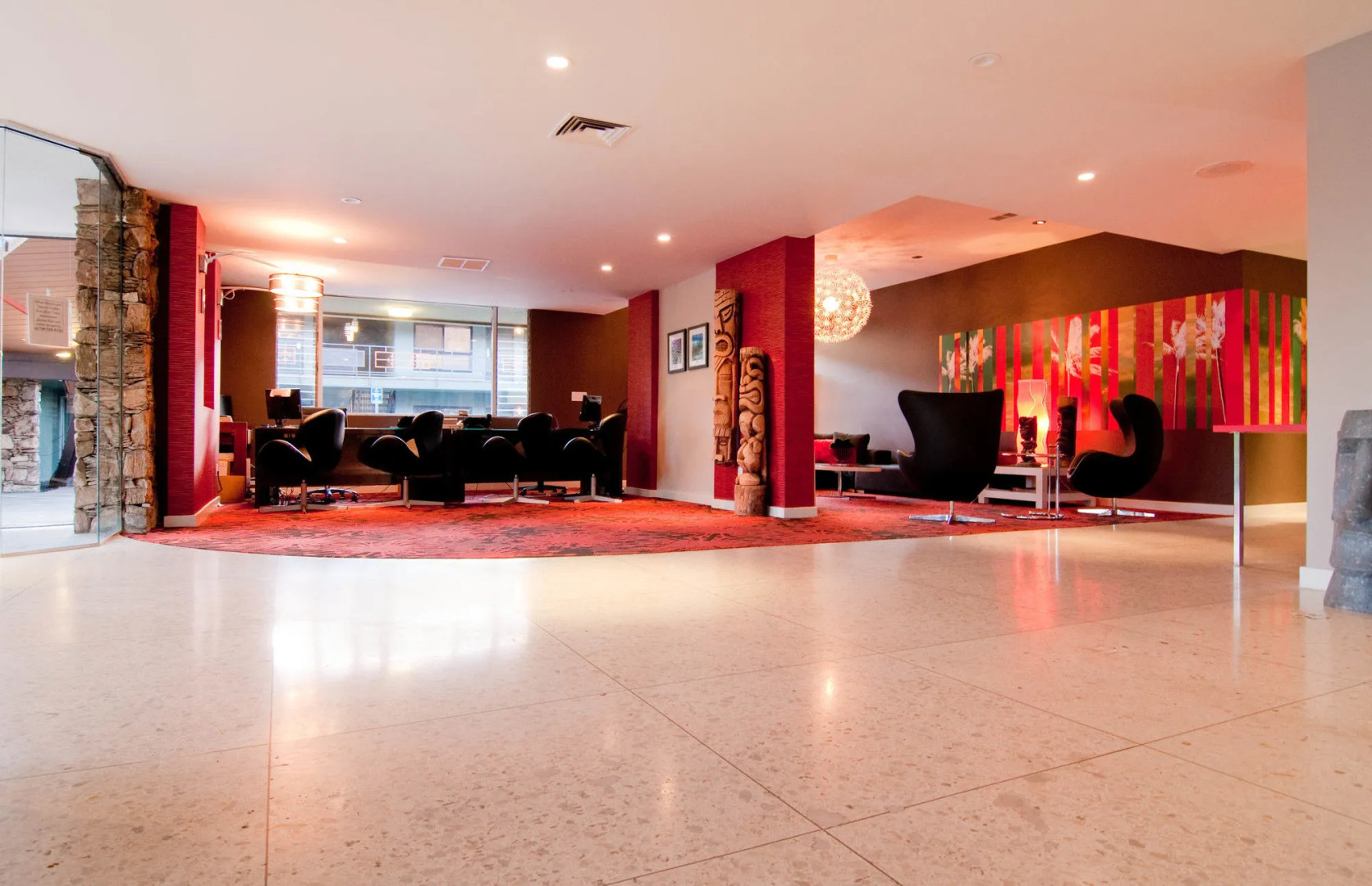 Caliente Tropics Hotel