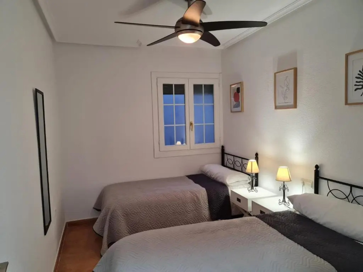 Centrally Located Apartment in the Beautiful Town of Los Alcazares - RDA28LA