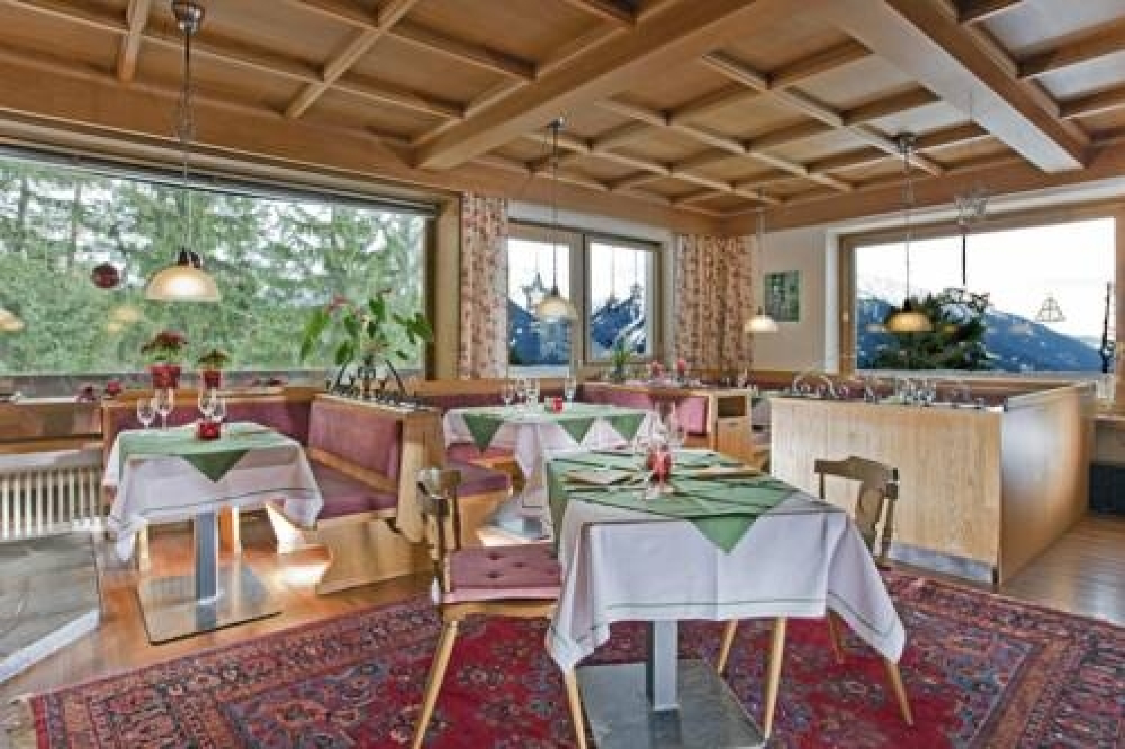 Hotel Pension Tyrol