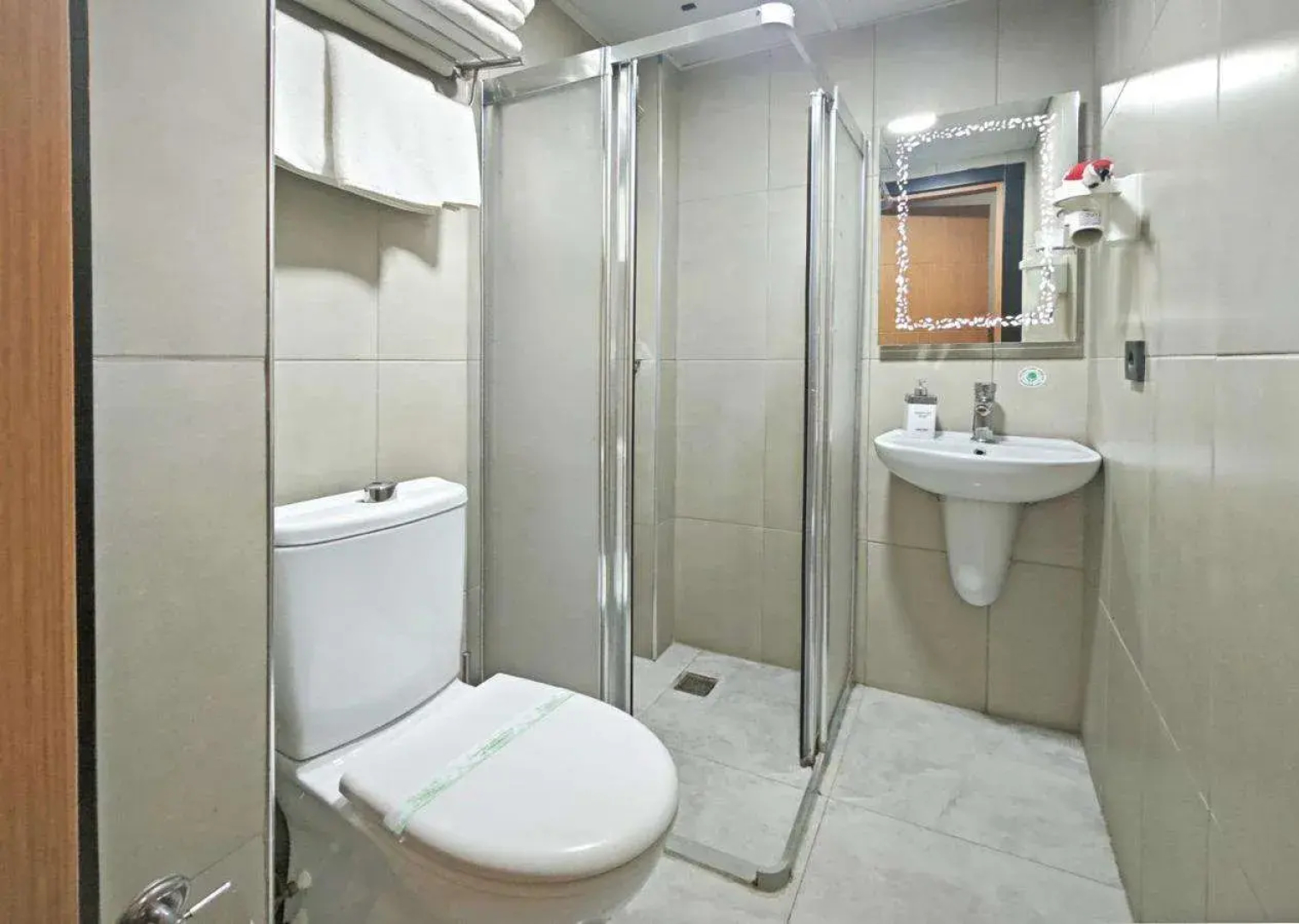 Grand Margarita Hostel
