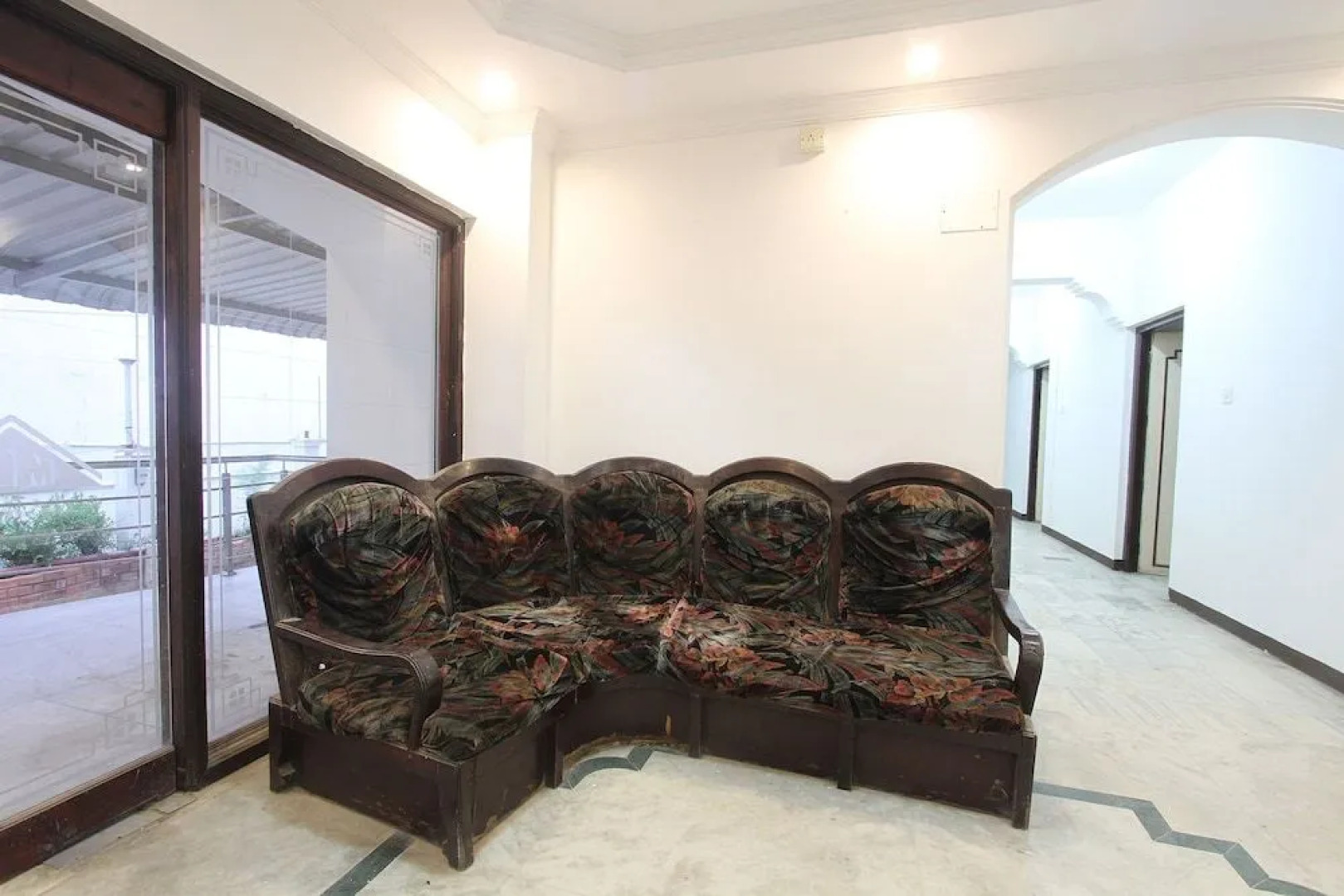 OYO Flagship 40509 Hotel Mps Residential Tower