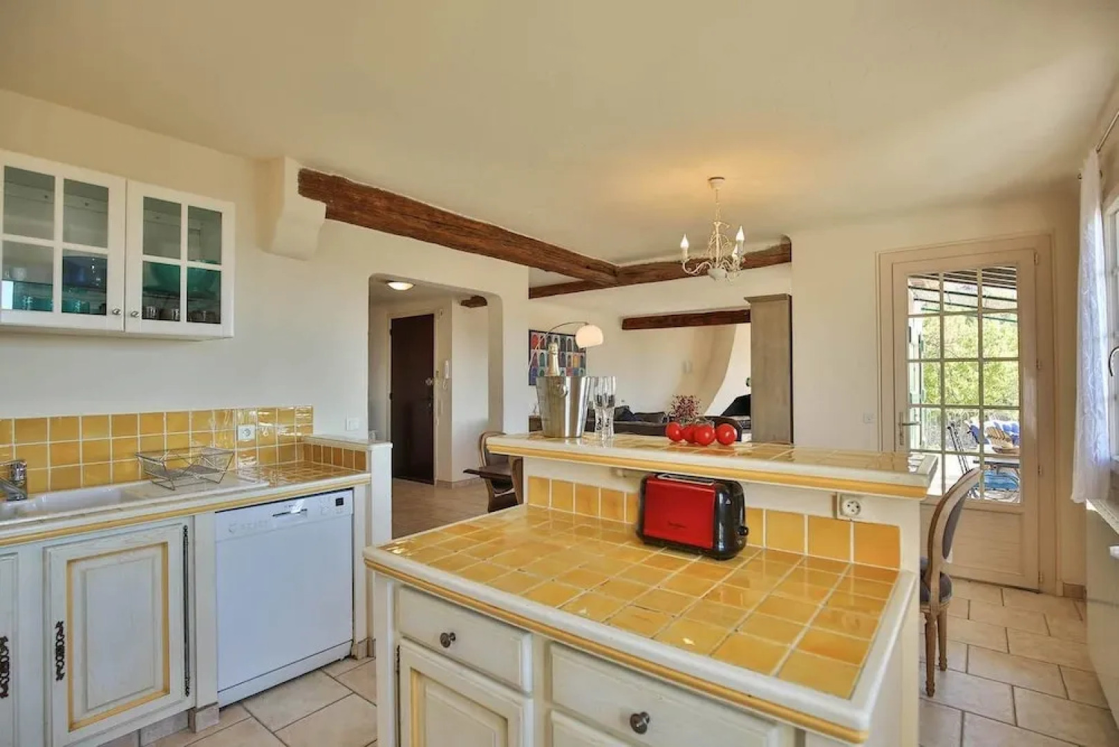 5 bed Villa in Provence With Pool, Outdoor Kitchen