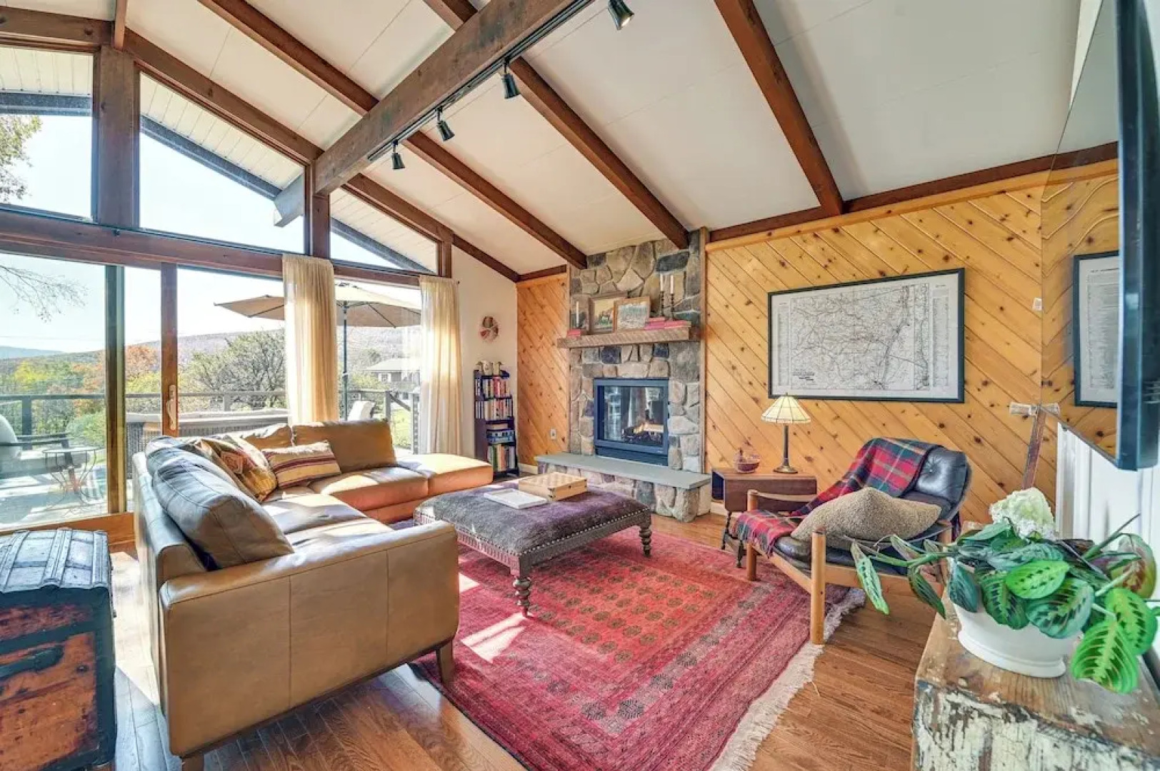 Cozy Mtn-view Chalet < 2 Mi to Windham Slopes