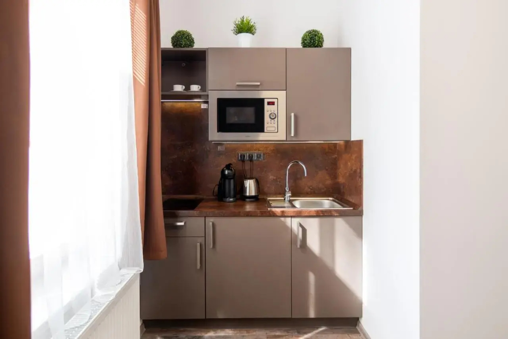 Golden Key Apartments