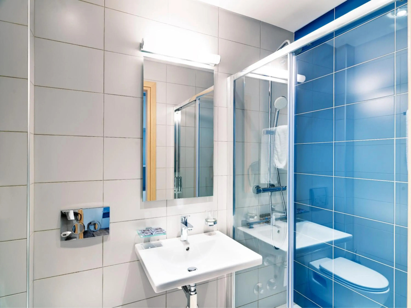 Phidias Piraeus Hotel