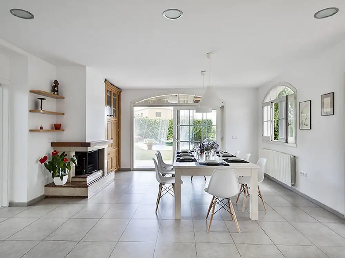 Captivating Holiday Home in Garriguella With Private Pool