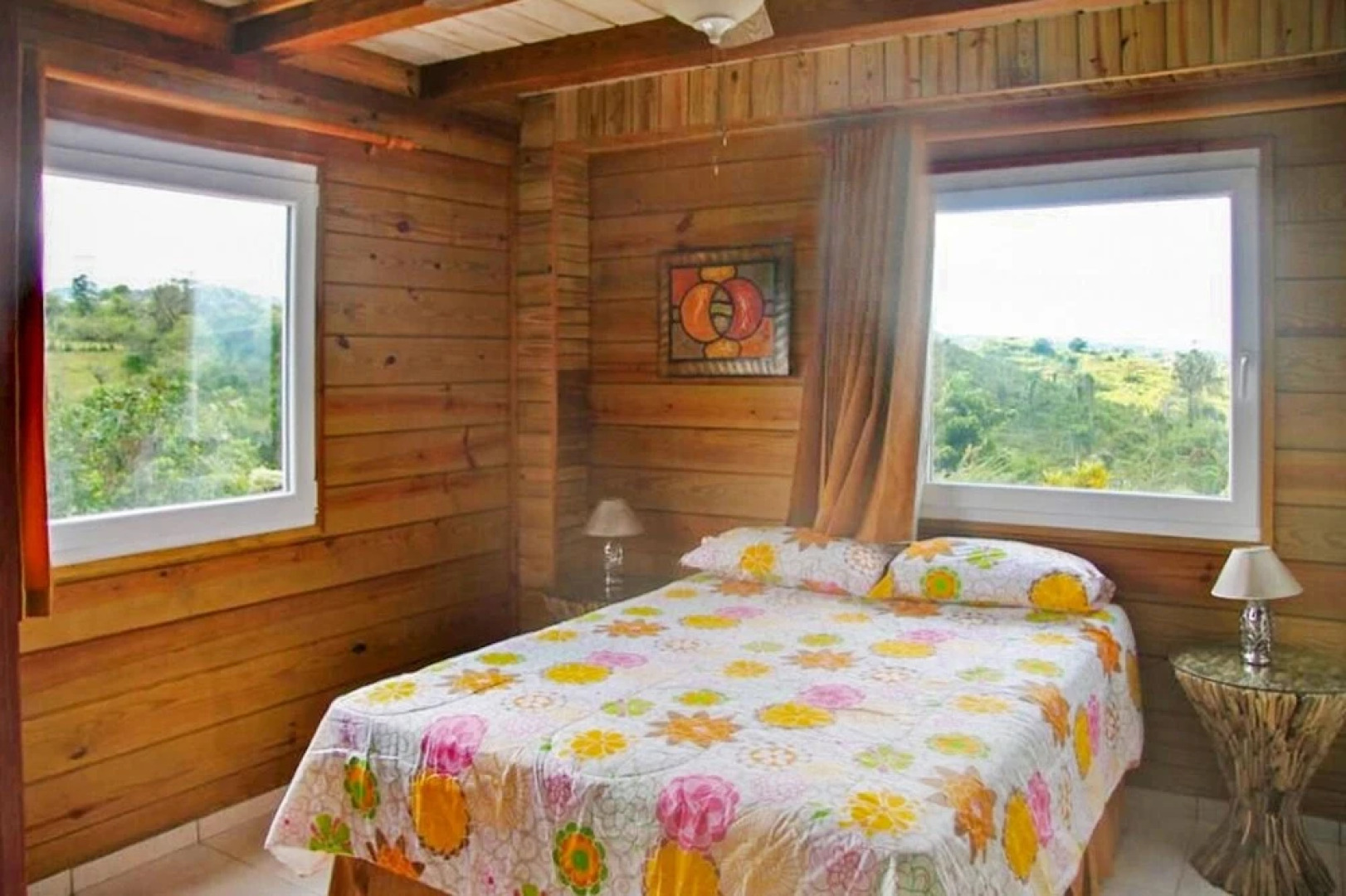 Luxury, 4-bedroom Villa With a Swimming Pool and Superb sea Views