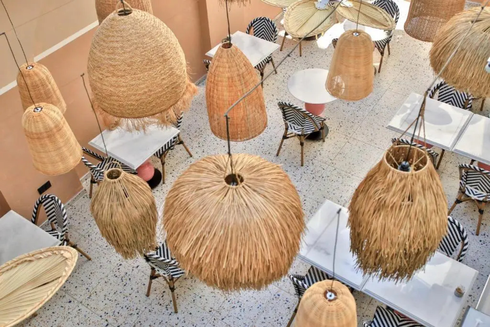 Отель Luff Suites