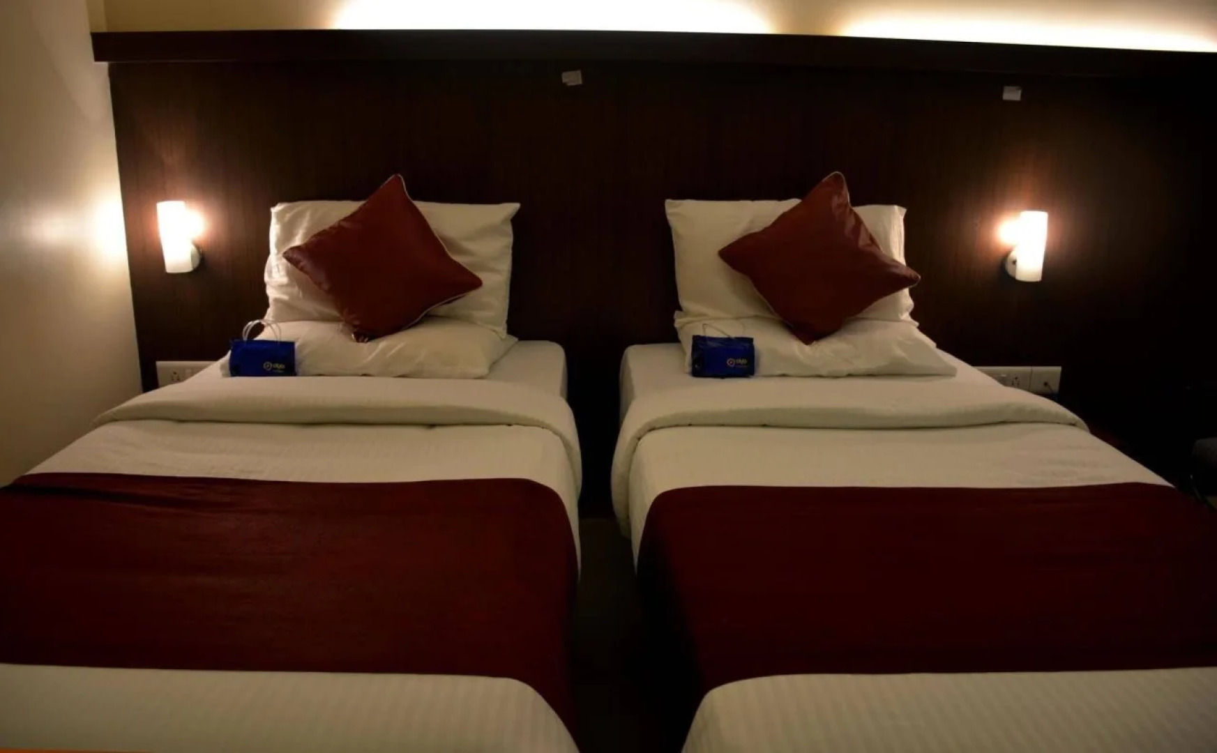 OYO 22528 Hotel Travel Inn