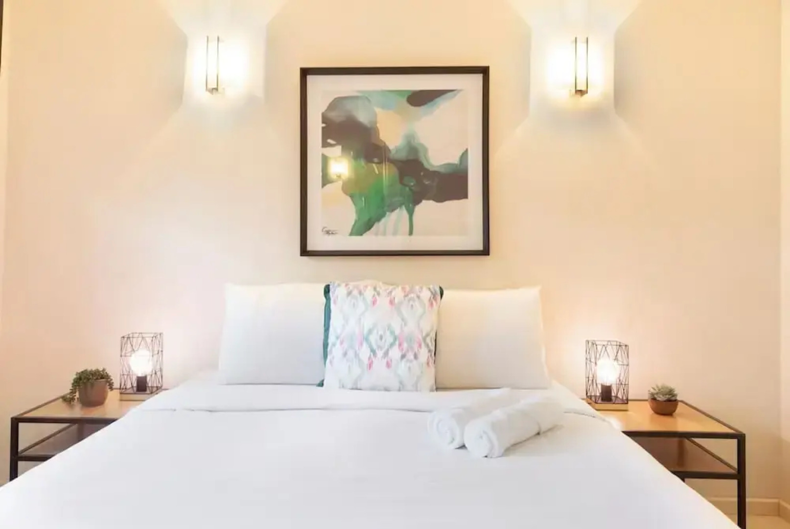 Zen Saltwater Retreat Balcony Pool Seaview