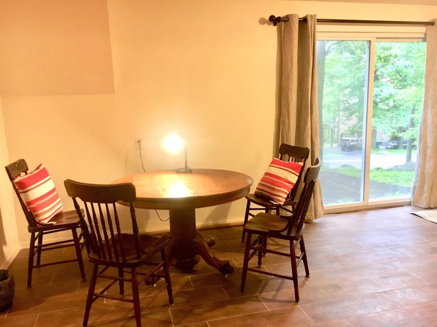 Beautiful Lakeside House Near Camelback