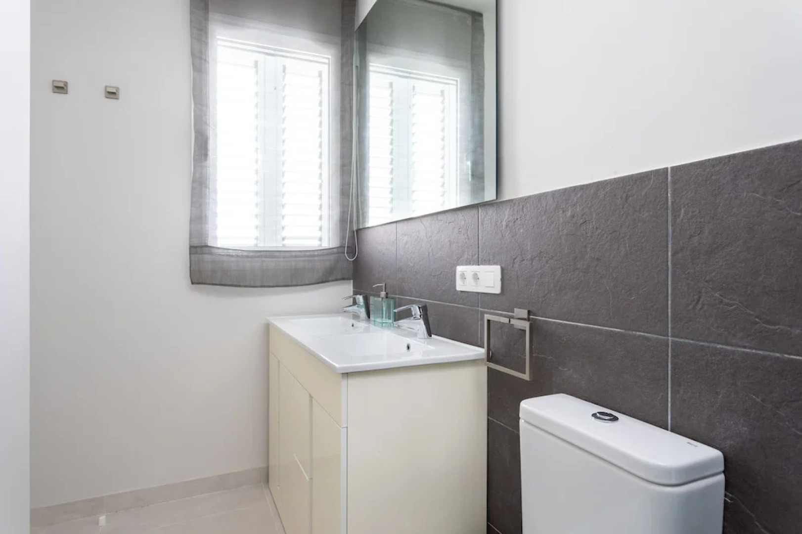 HomeLike Stunning Sea Front House El Poris