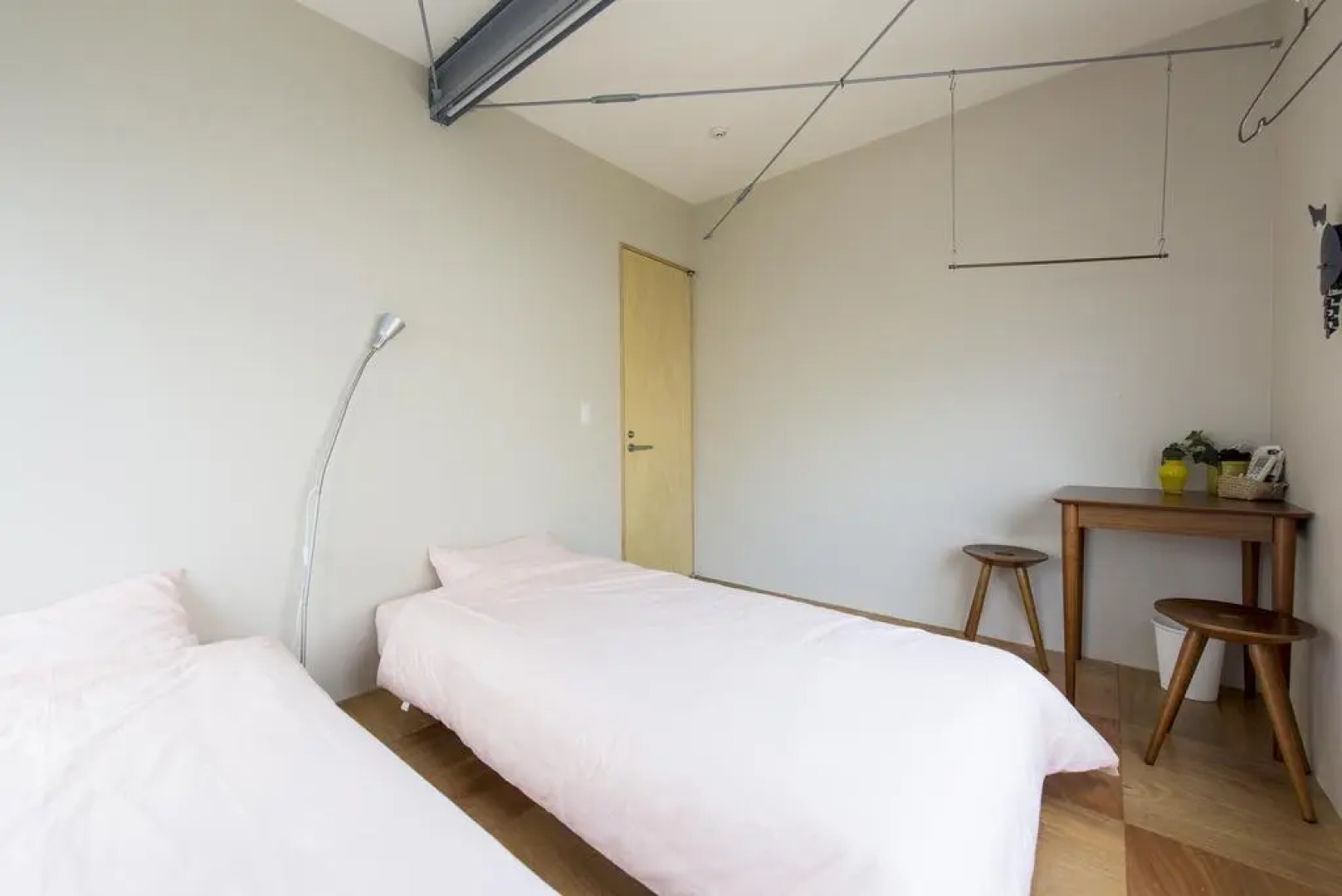 GrapeHouse Koenji - Hostel, - Caters to Women