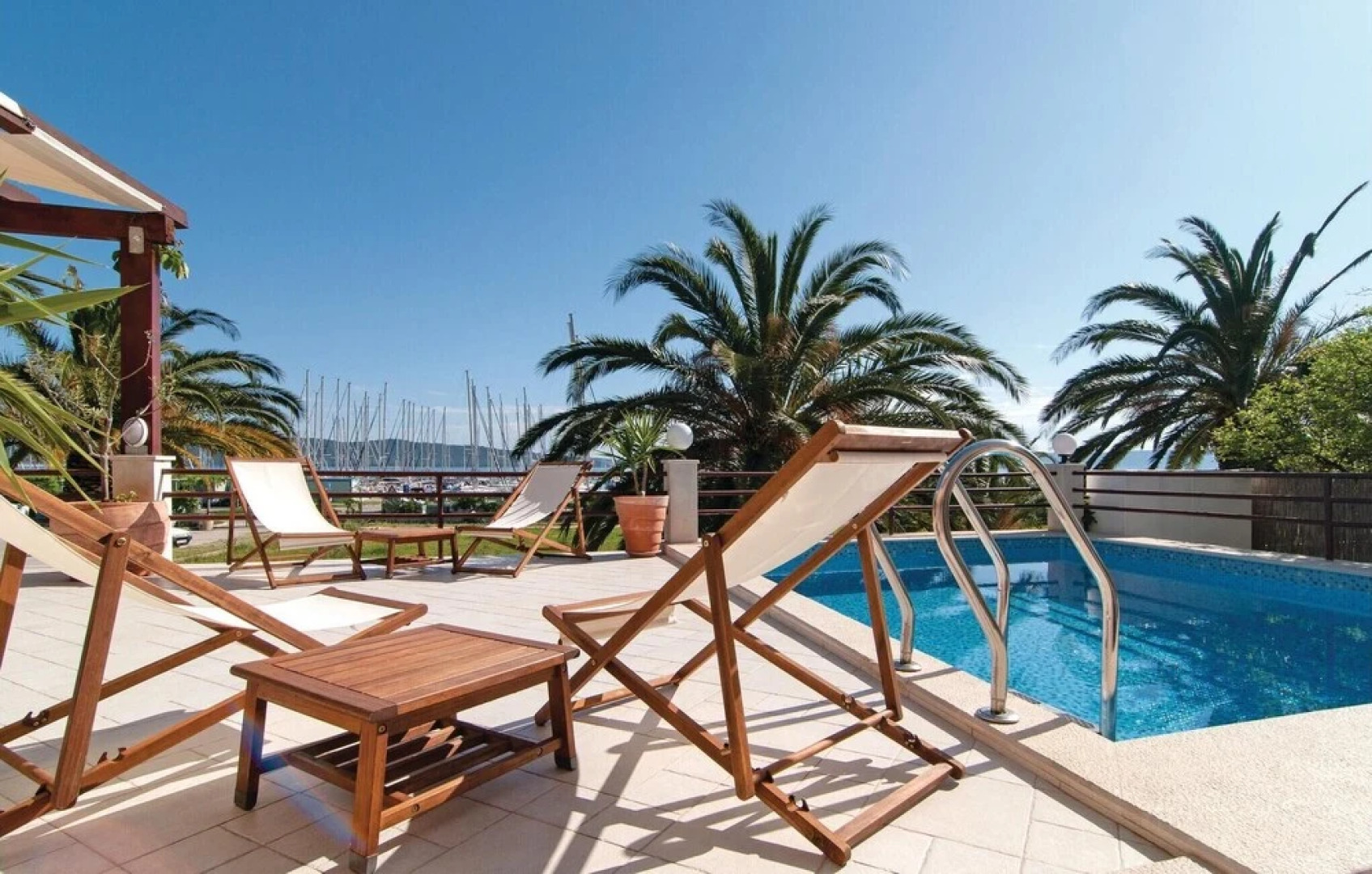 Beautiful Home in Kastel Gomilica With Jacuzzi, Wifi and 8 Bedrooms