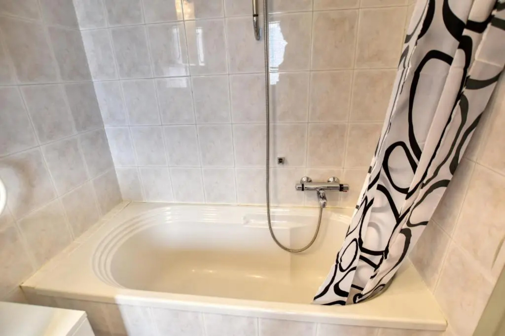 Casa con Vista Airconditioned 2-Bedroom Apartment