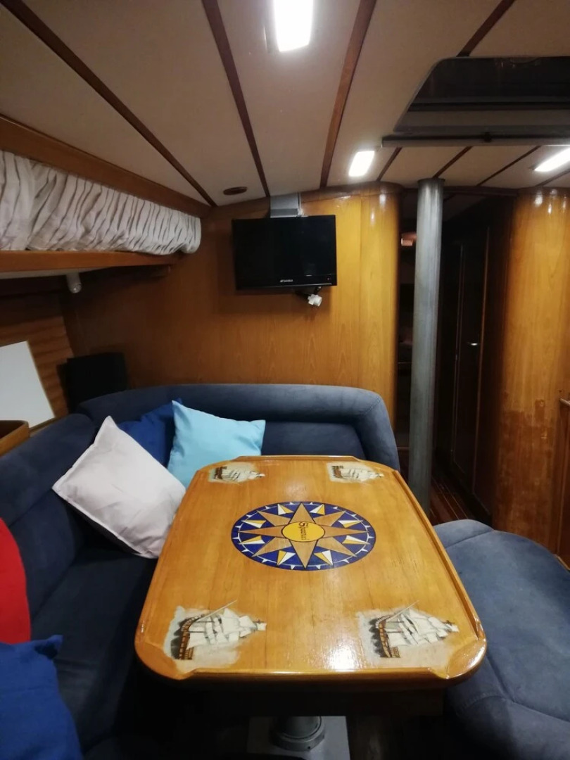 Amber Sun - Boat & Breakfast