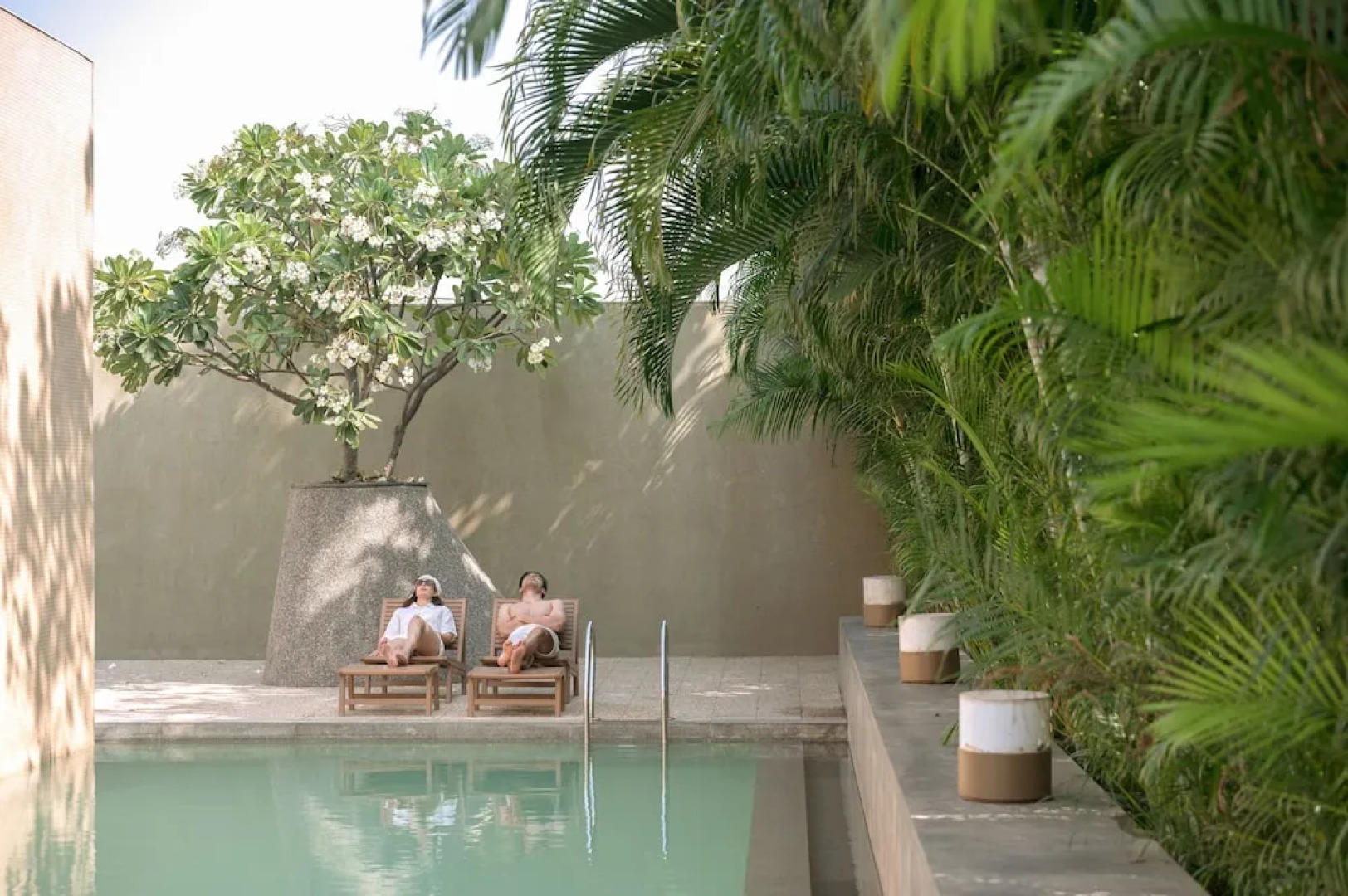 Life At Repose: Lake Villas Resort & Club