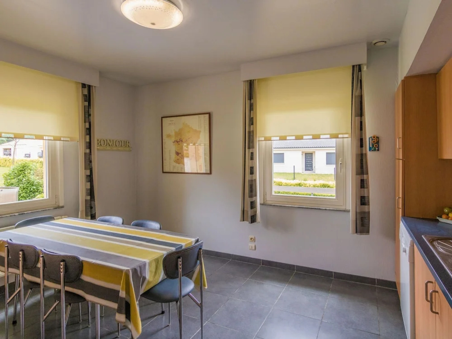 Modern Holiday Home in Aquitaine