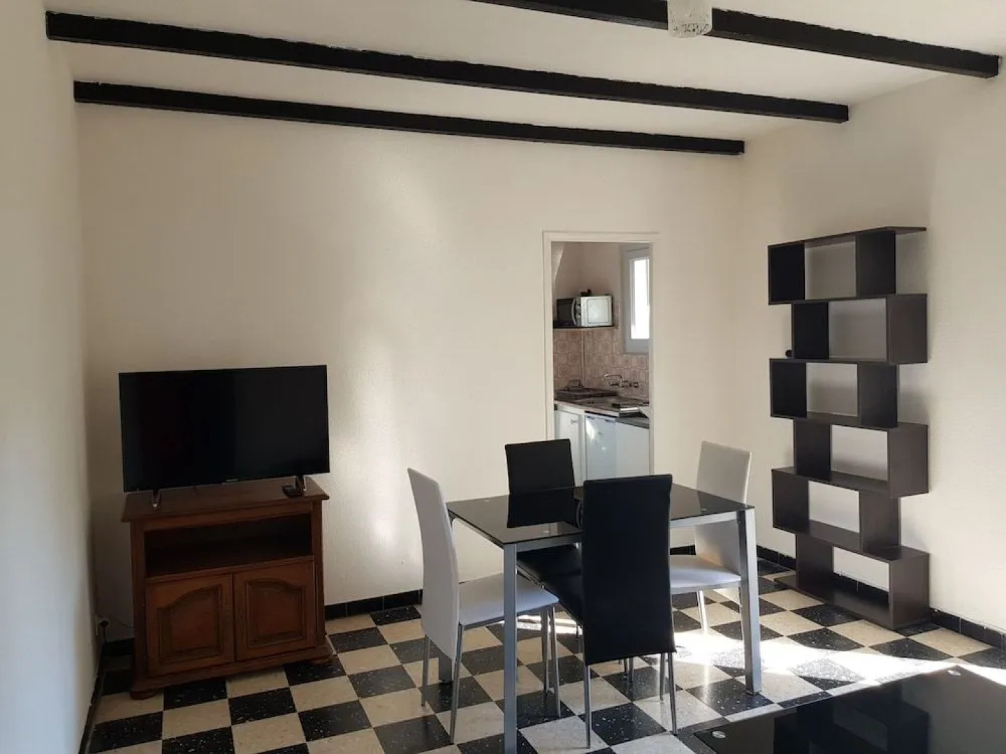 Appartement à Nîmes en pleine nature avec Piscine