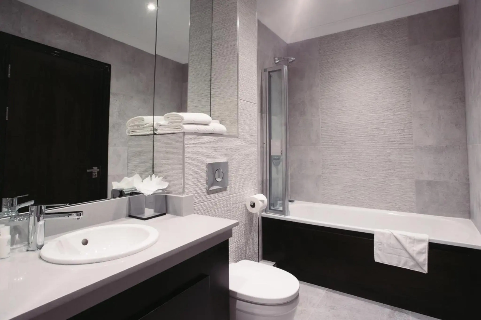 County Hotel & County Aparthotel Newcastle