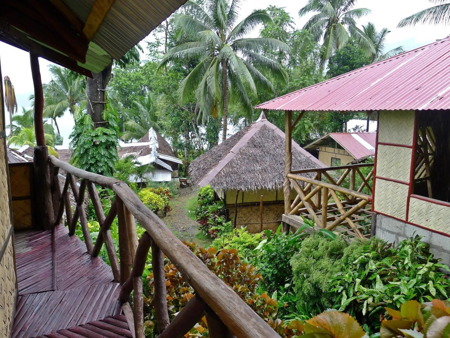 Blue Bamboo Sunbird Cottages