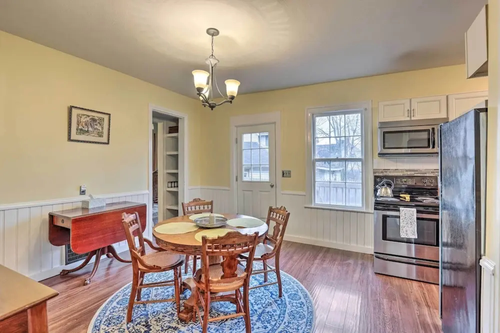 Victorian Home in Penn Yan ~ 1 Mi to Keuka Lake!
