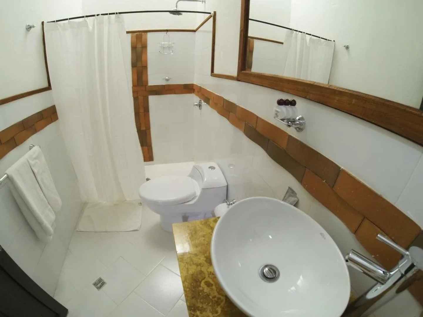 Zaguan De Los Heroes