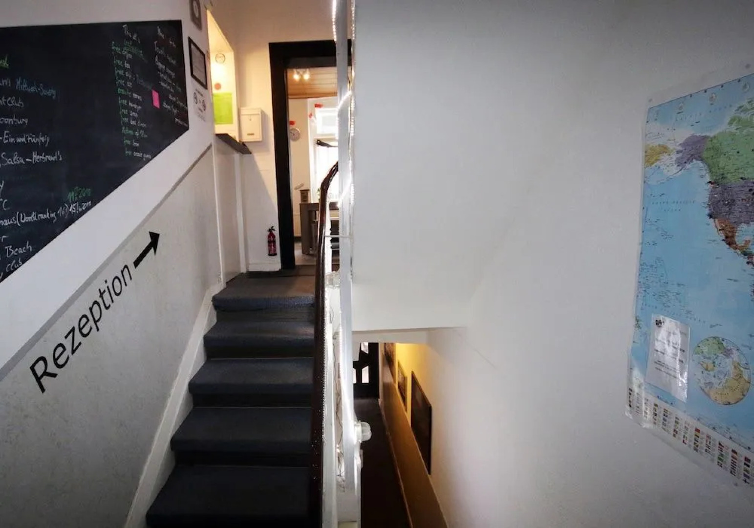 The Penny Pincher Inn - Hostel