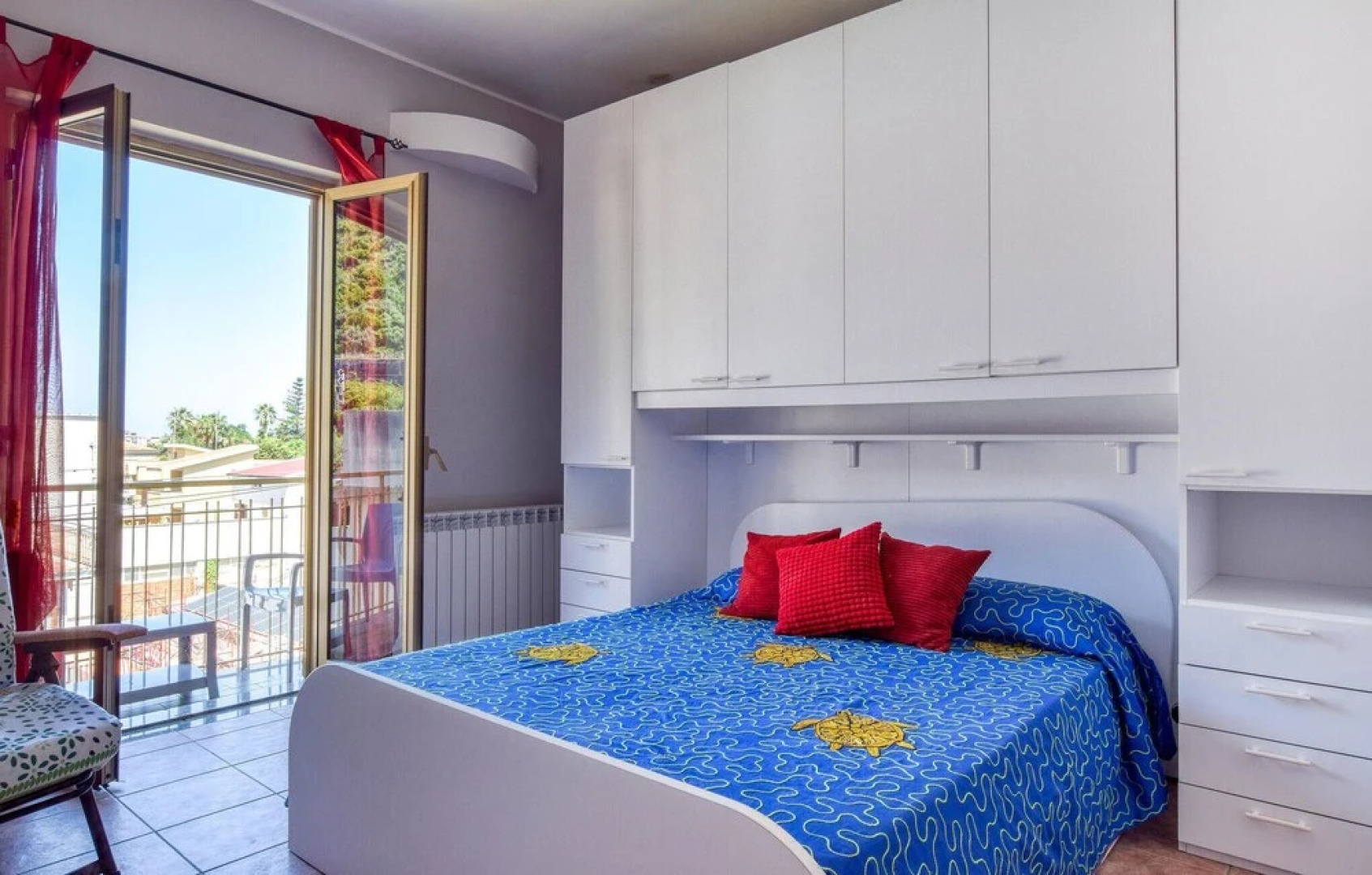 Nice Apartment in Marina di Caronia With Wifi and 2 Bedrooms