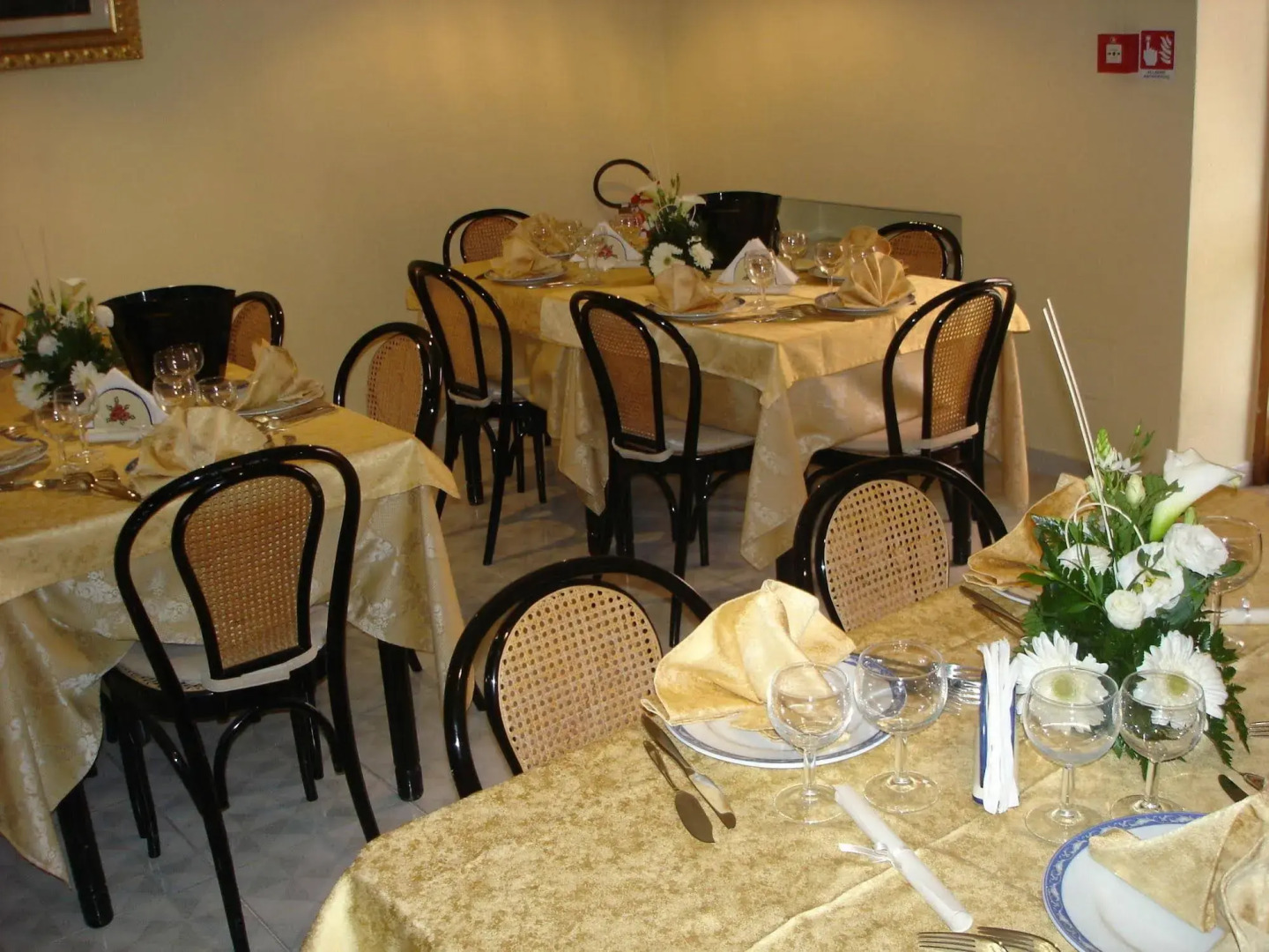 Hotel Ristorante Borgo La Tana