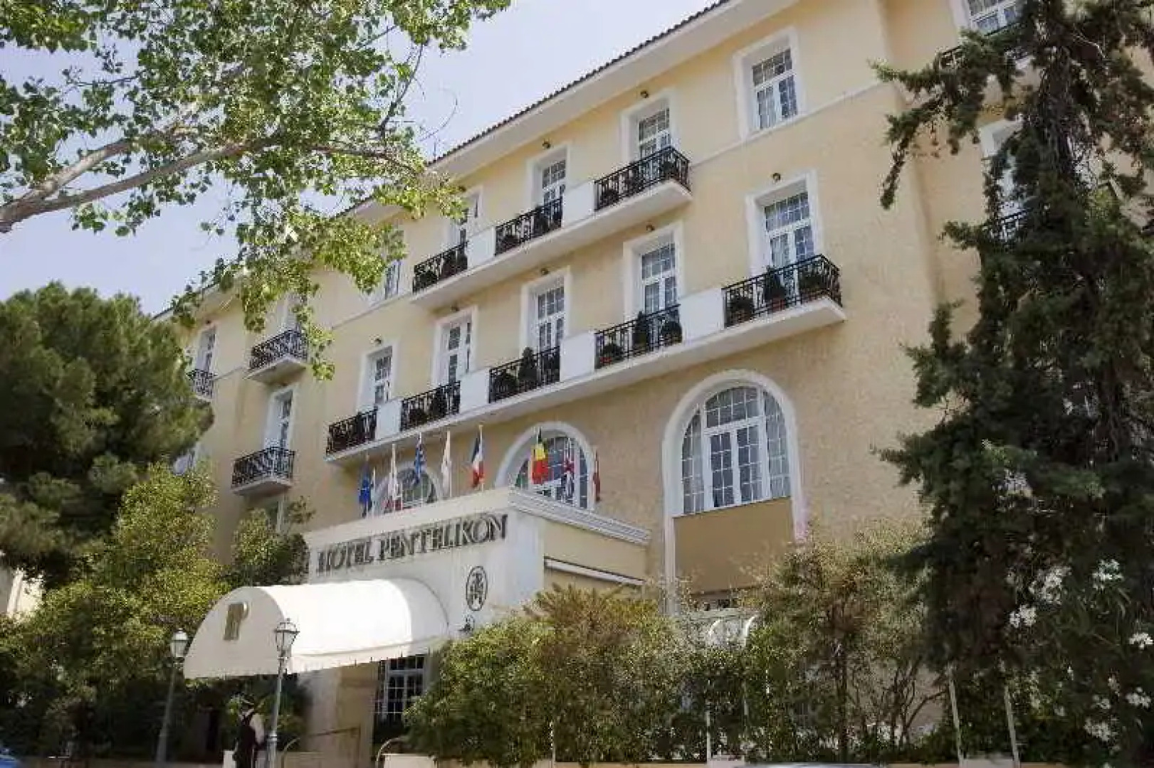 Pentelikon Hotel