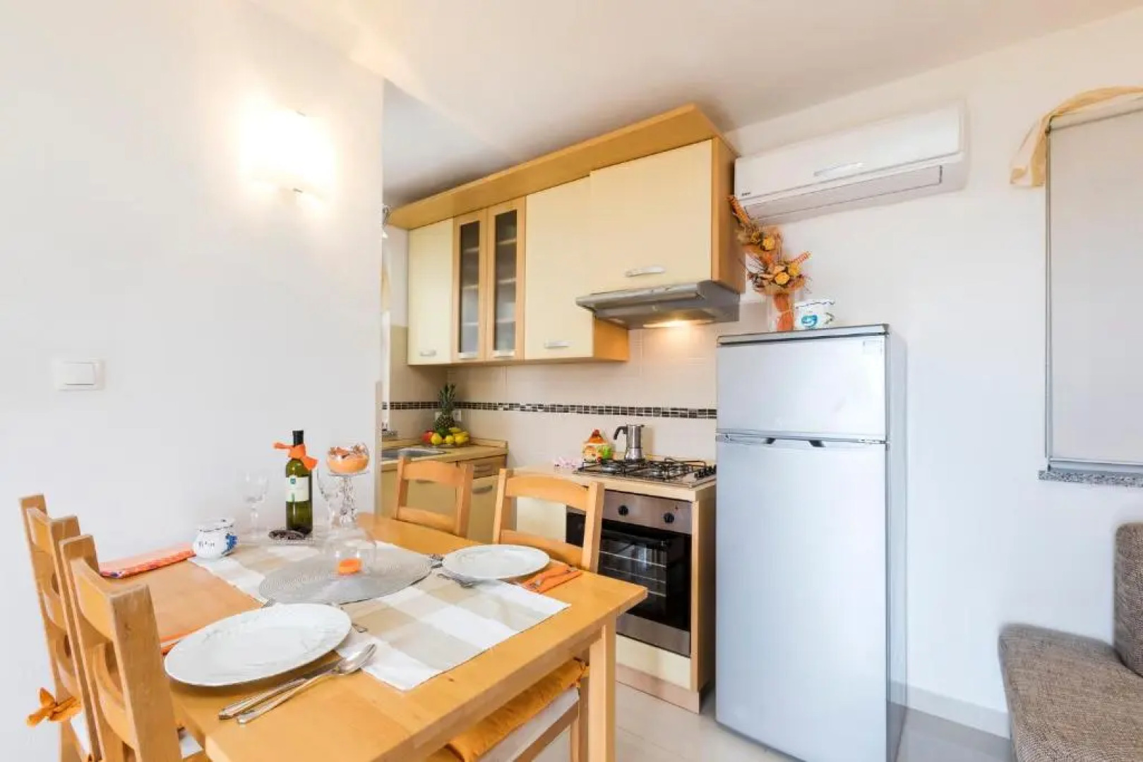 Apartments and rooms Roberto B.