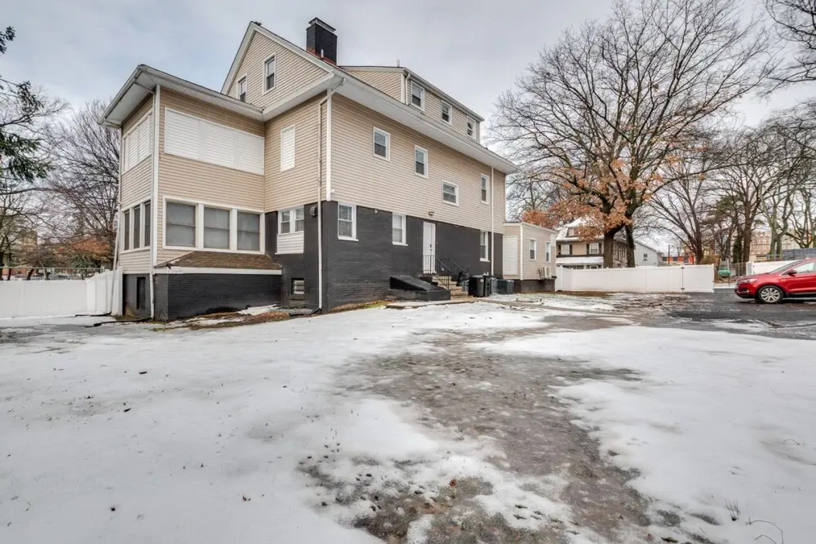 Spacious East Orange Home: Steps To Elmwood Park!