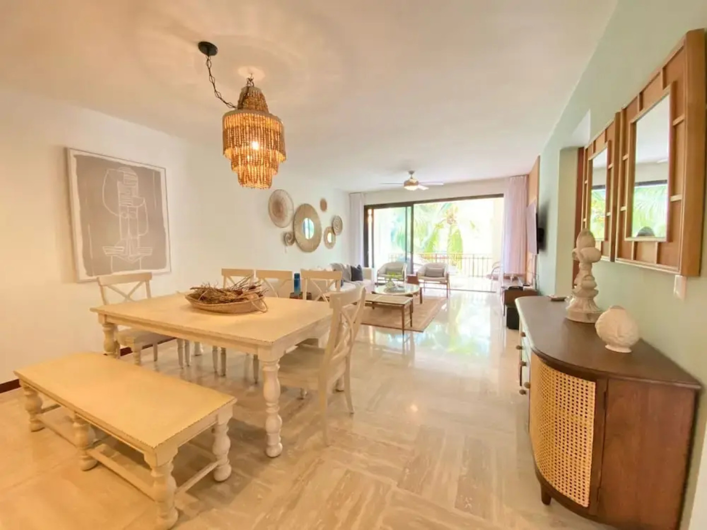 Charming Two-bedroom Apartment in Portillo